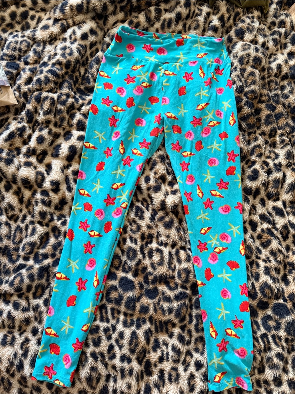 LuLaRoe Teal Ocean Motif Leggings with Pink and Yellow Accents